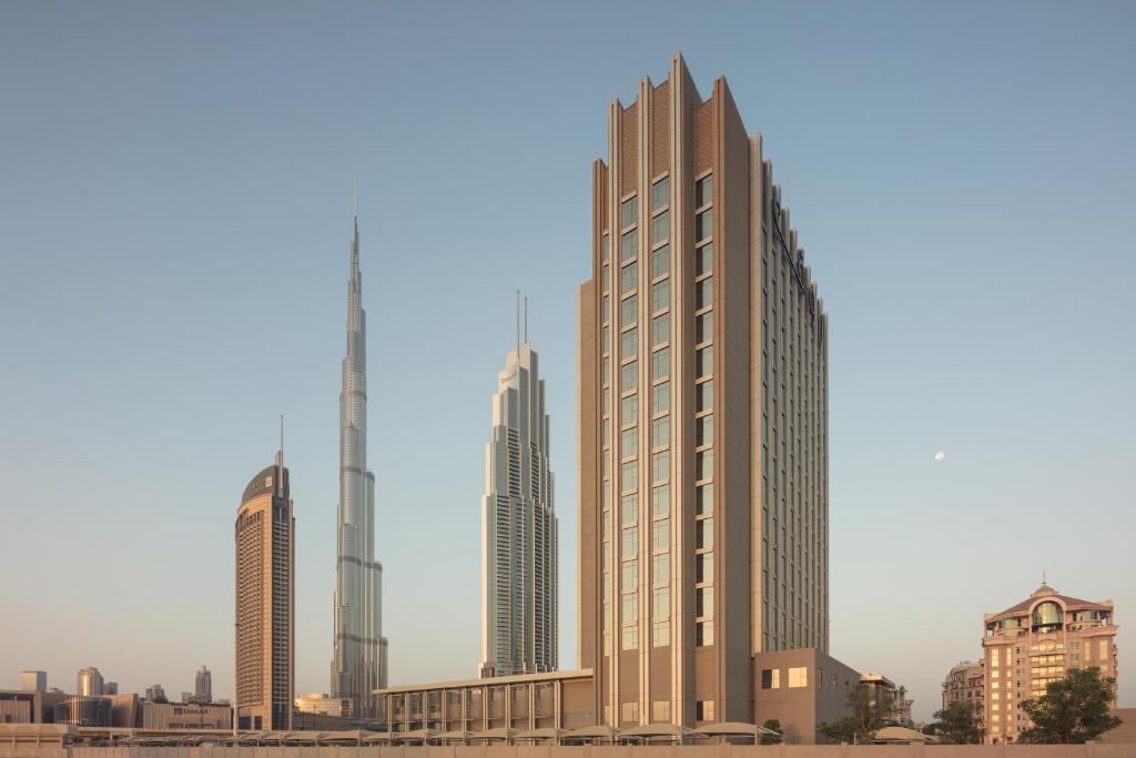 迪拜市中心Rove酒店